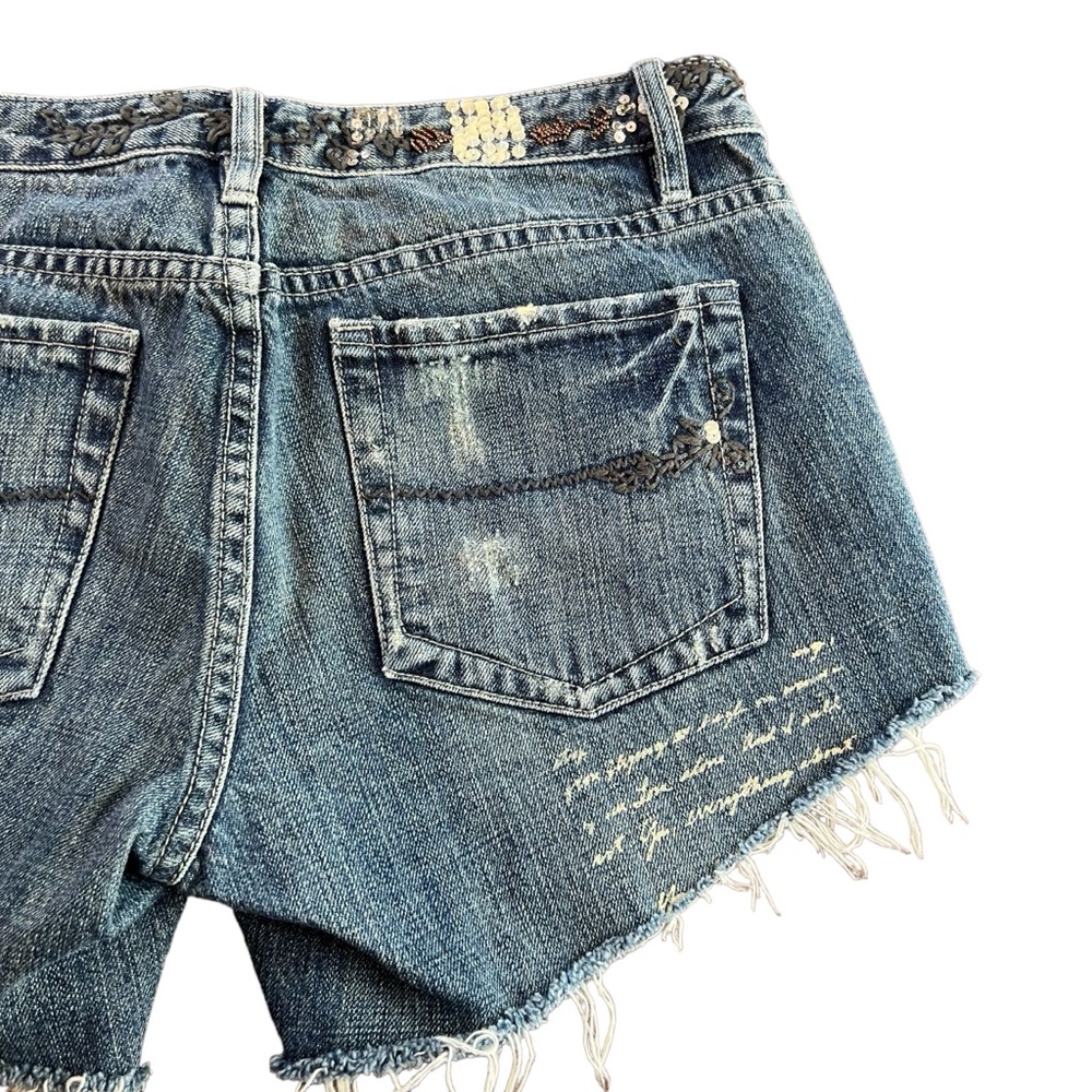 Off The Lip - Womens Embroidered/Beaded Jean Cut Off Shorts Sz. 29"W - Picture 6 of 8